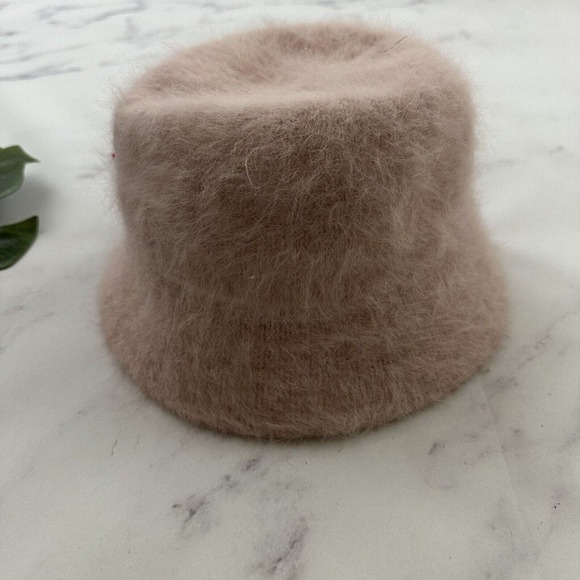 Unbranded Accessories - Vintage Unbranded Y2k Fuzzy Bucket Hat One Size Pink Angora Blend Knit Pastel